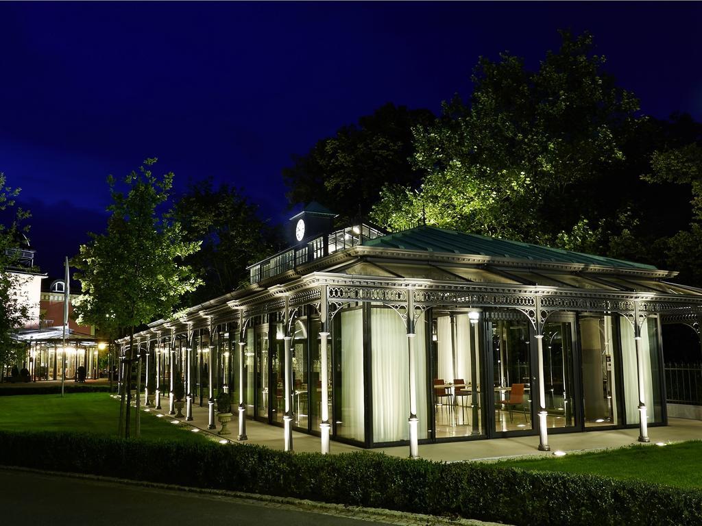 Allee Hotel ノイシュタット・アン・デア・アイシュ エクステリア 写真