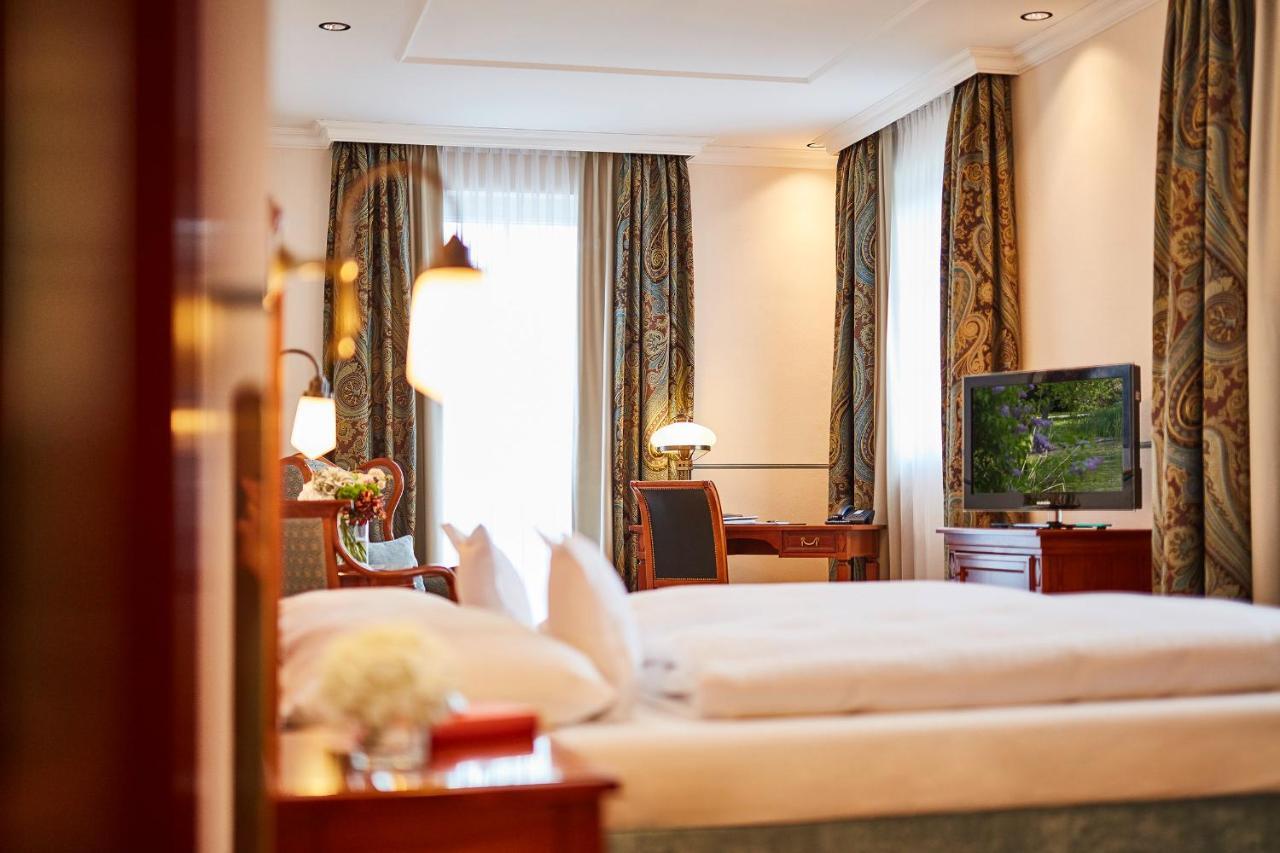 Allee Hotel ノイシュタット・アン・デア・アイシュ エクステリア 写真