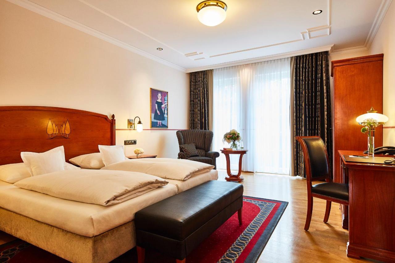 Allee Hotel ノイシュタット・アン・デア・アイシュ エクステリア 写真