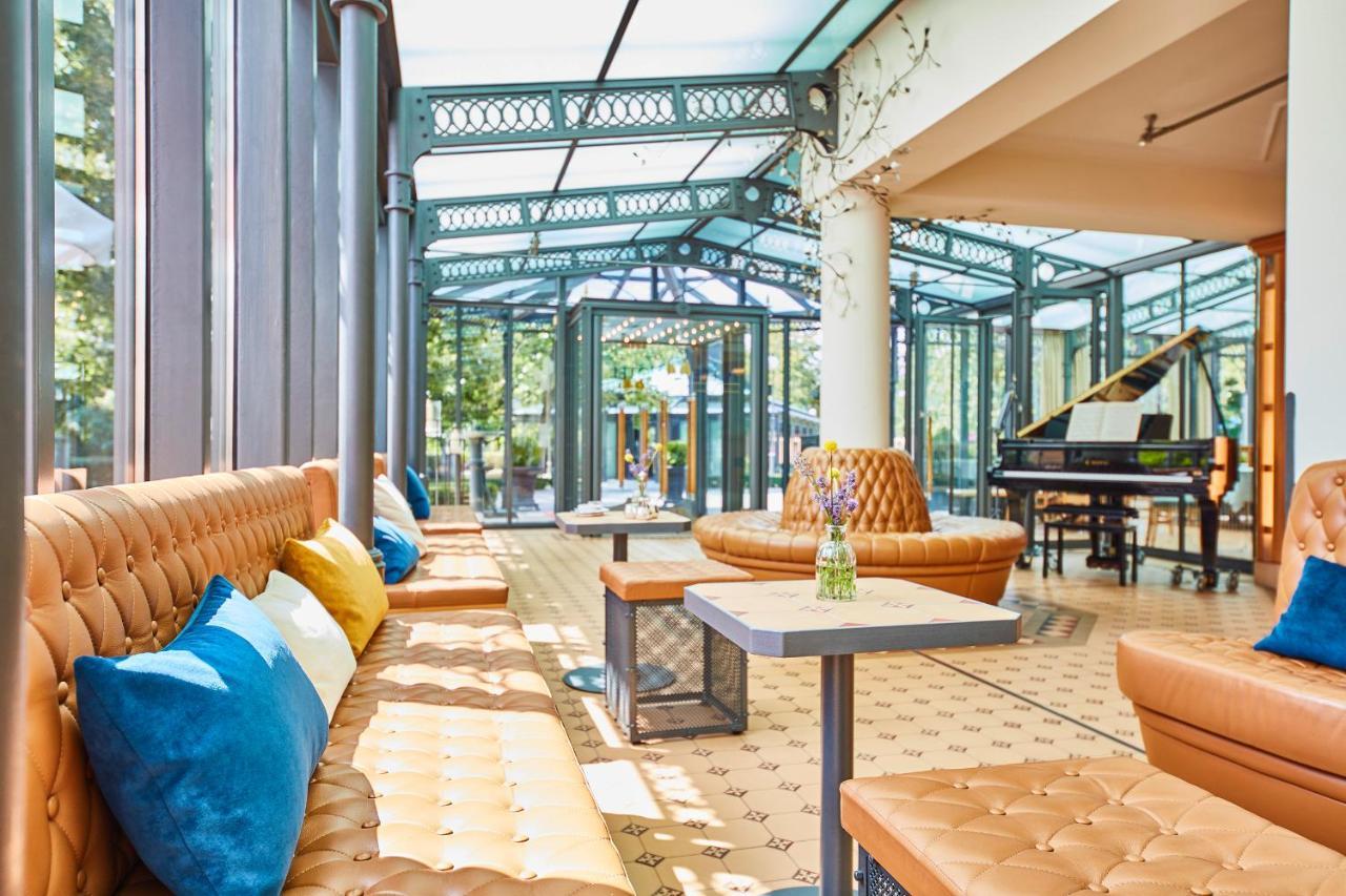 Allee Hotel ノイシュタット・アン・デア・アイシュ エクステリア 写真