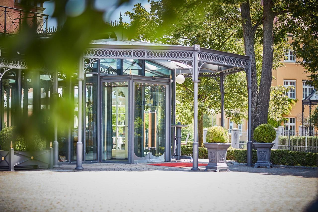 Allee Hotel ノイシュタット・アン・デア・アイシュ エクステリア 写真